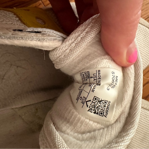 Saucony Shadow 5000 Premium Shoes - Picture 4 of 4